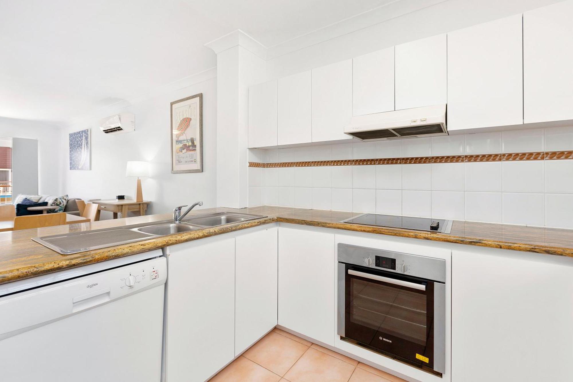 Nautica Residences Hillarys Пърт Екстериор снимка