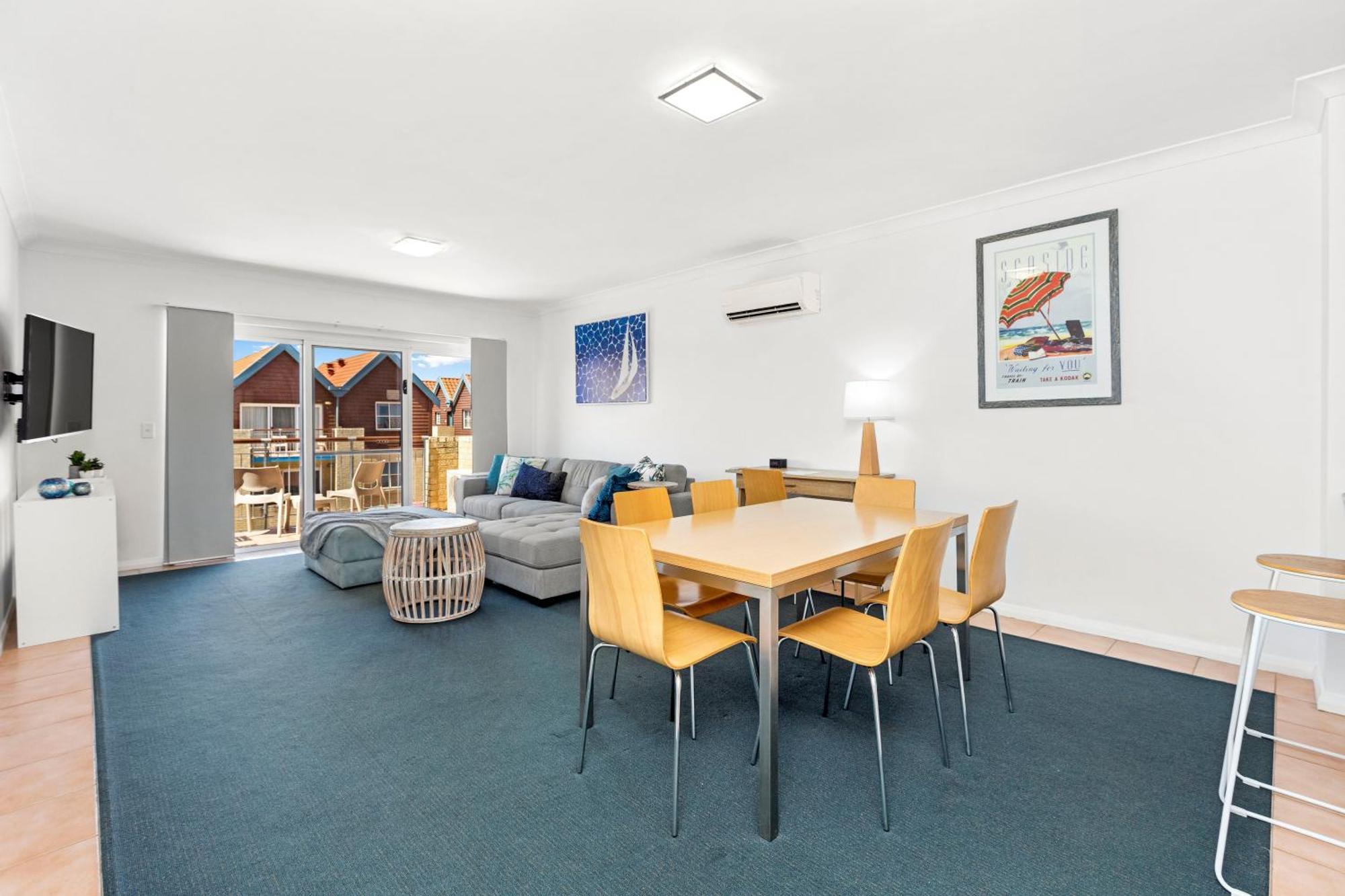 Nautica Residences Hillarys Пърт Екстериор снимка