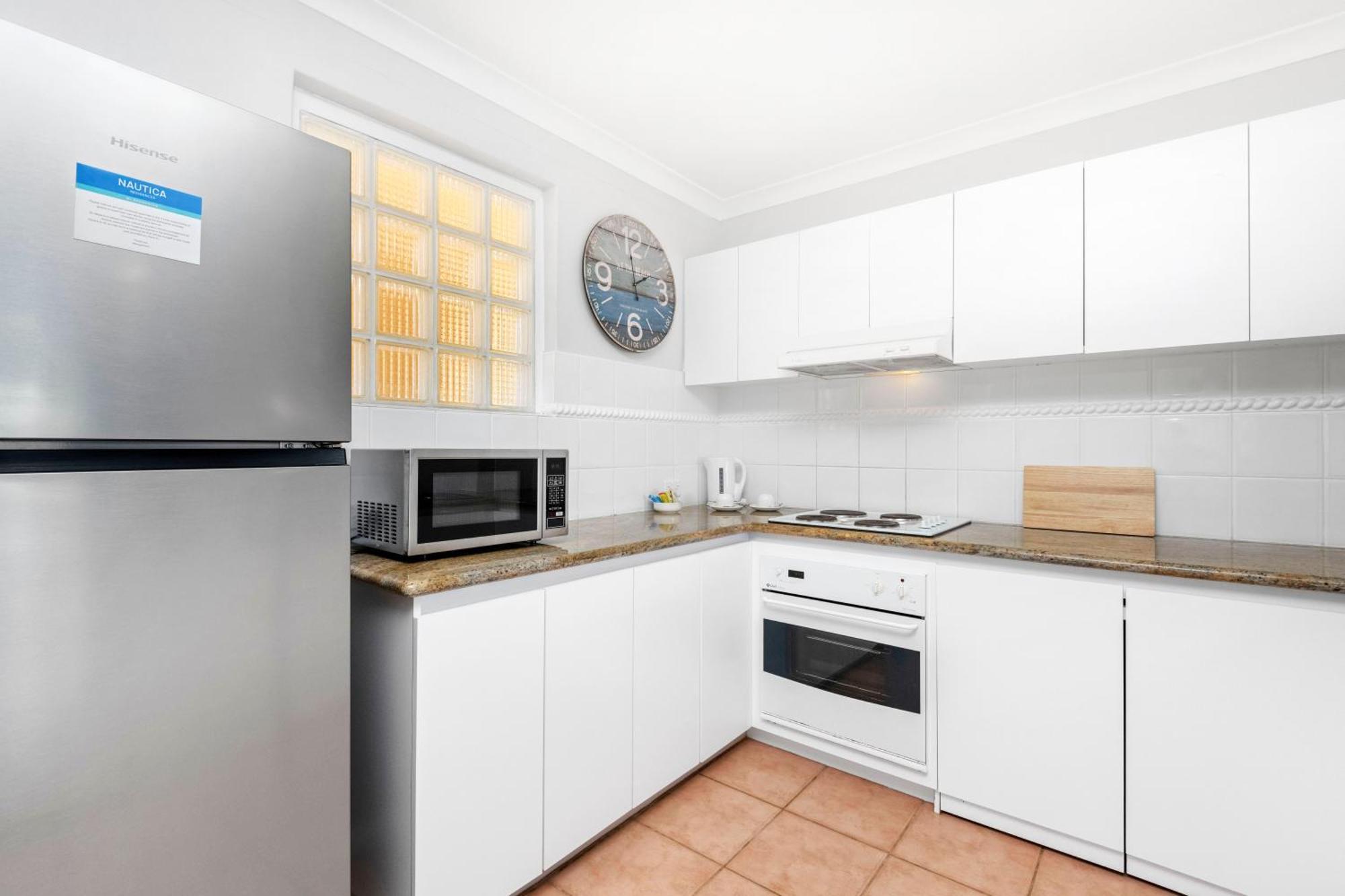 Nautica Residences Hillarys Пърт Екстериор снимка