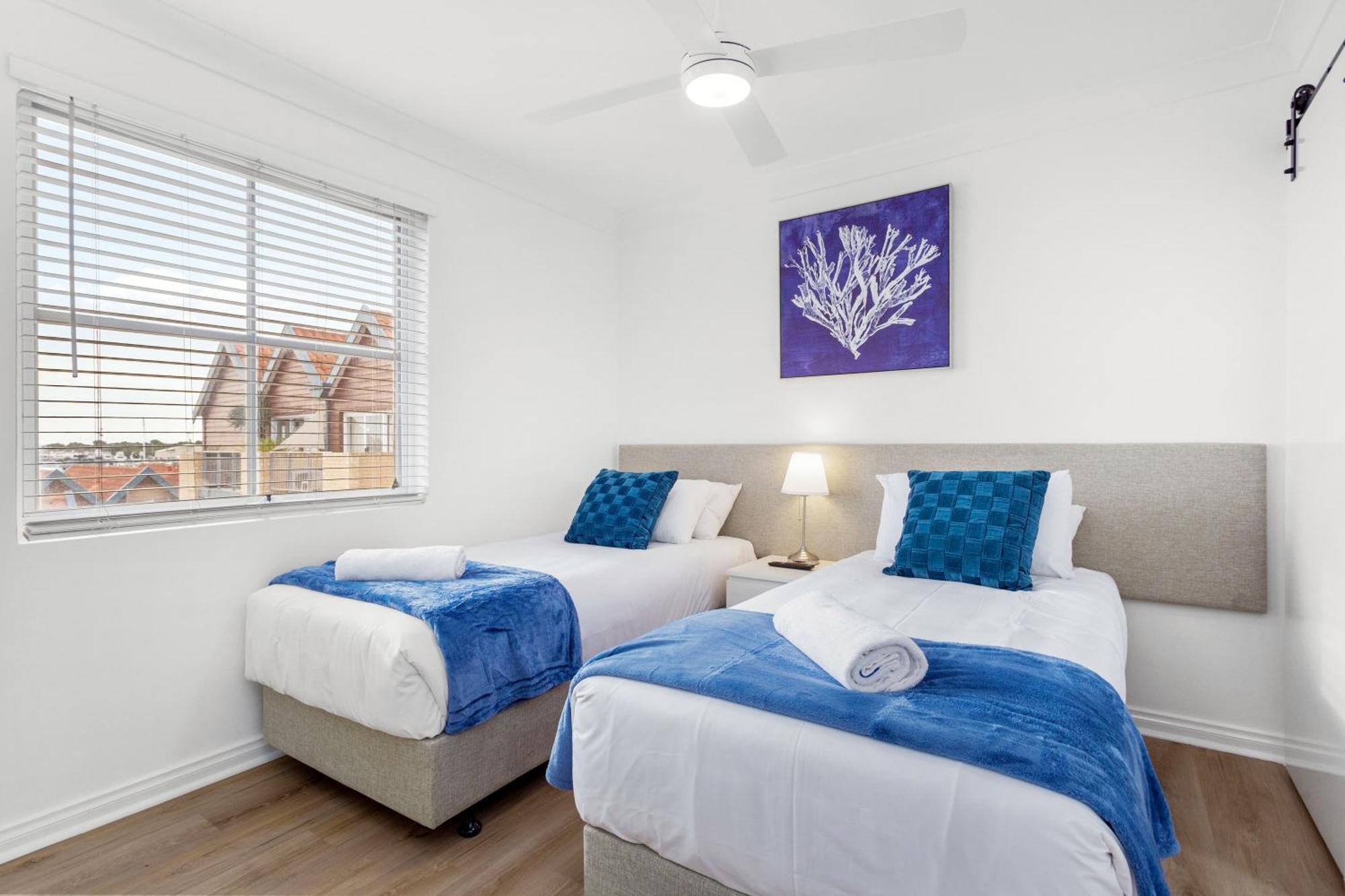 Nautica Residences Hillarys Пърт Екстериор снимка