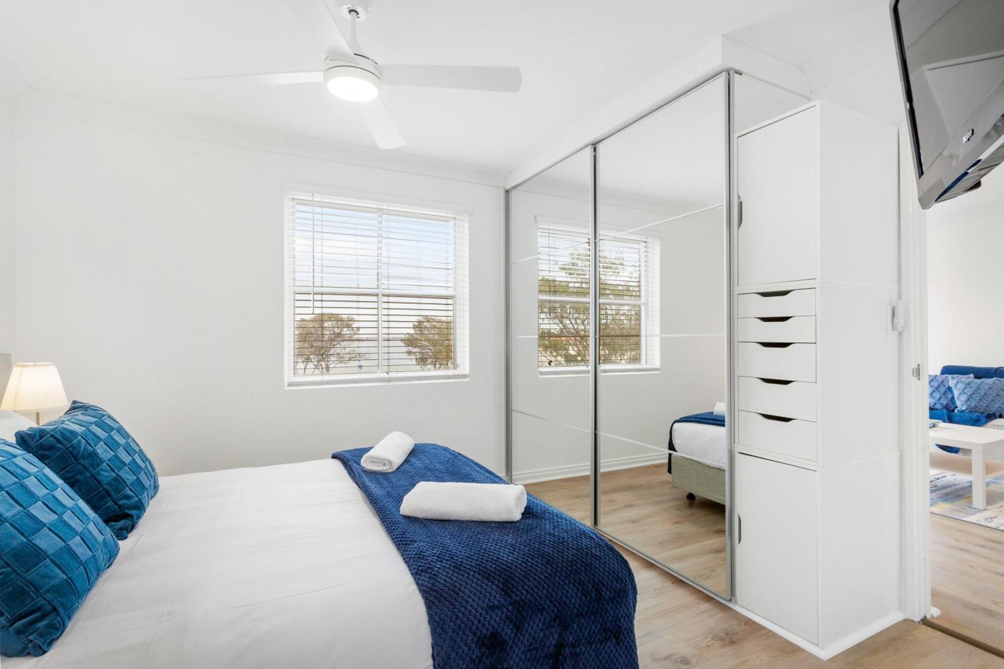 Nautica Residences Hillarys Пърт Екстериор снимка