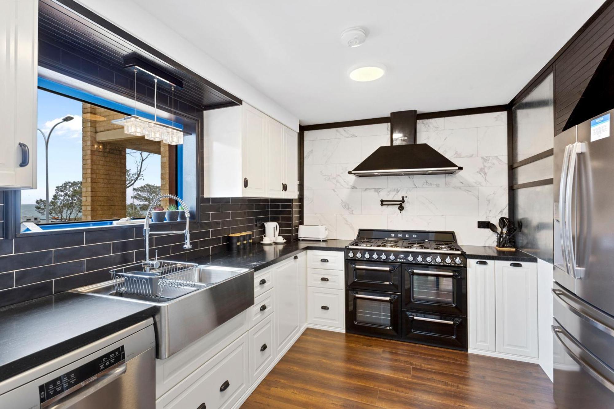 Nautica Residences Hillarys Пърт Екстериор снимка
